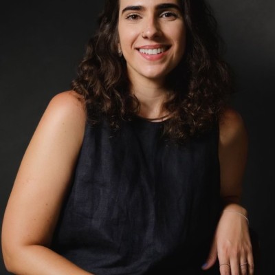 Caroline Cabral